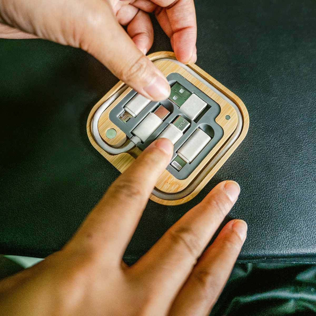 Multi Wireless Charger Station