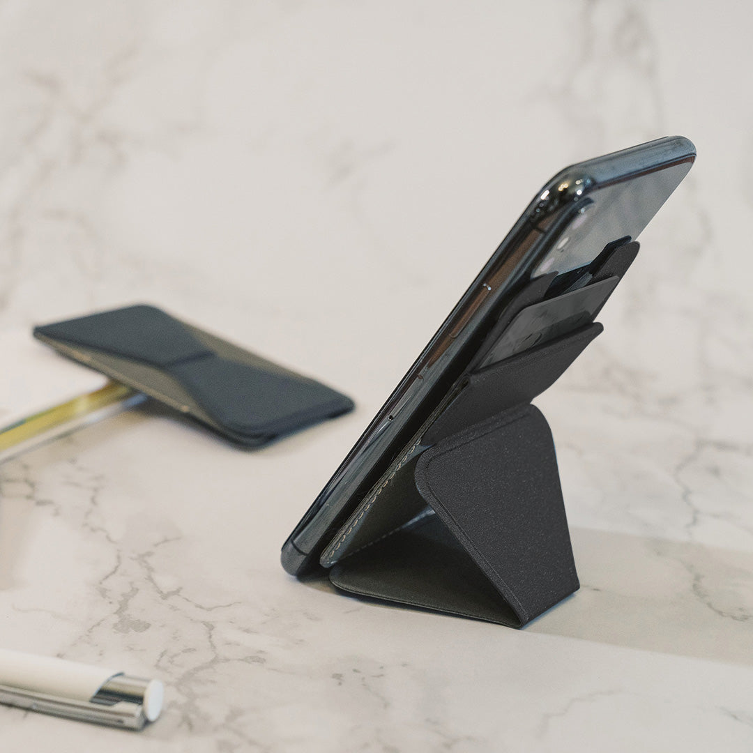 Cambridge Phone Stand