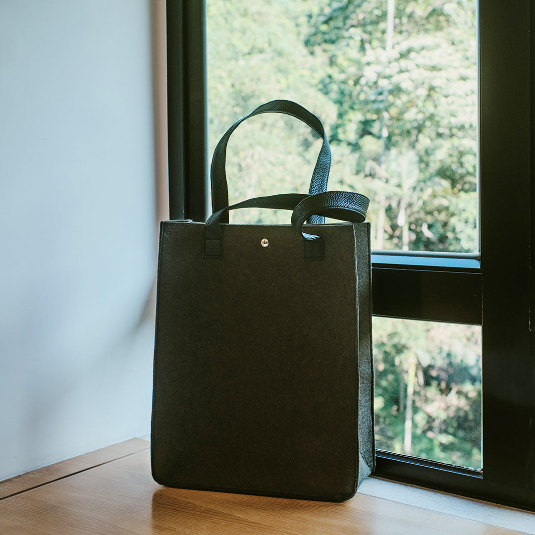 Elegance Felt Tote Bag