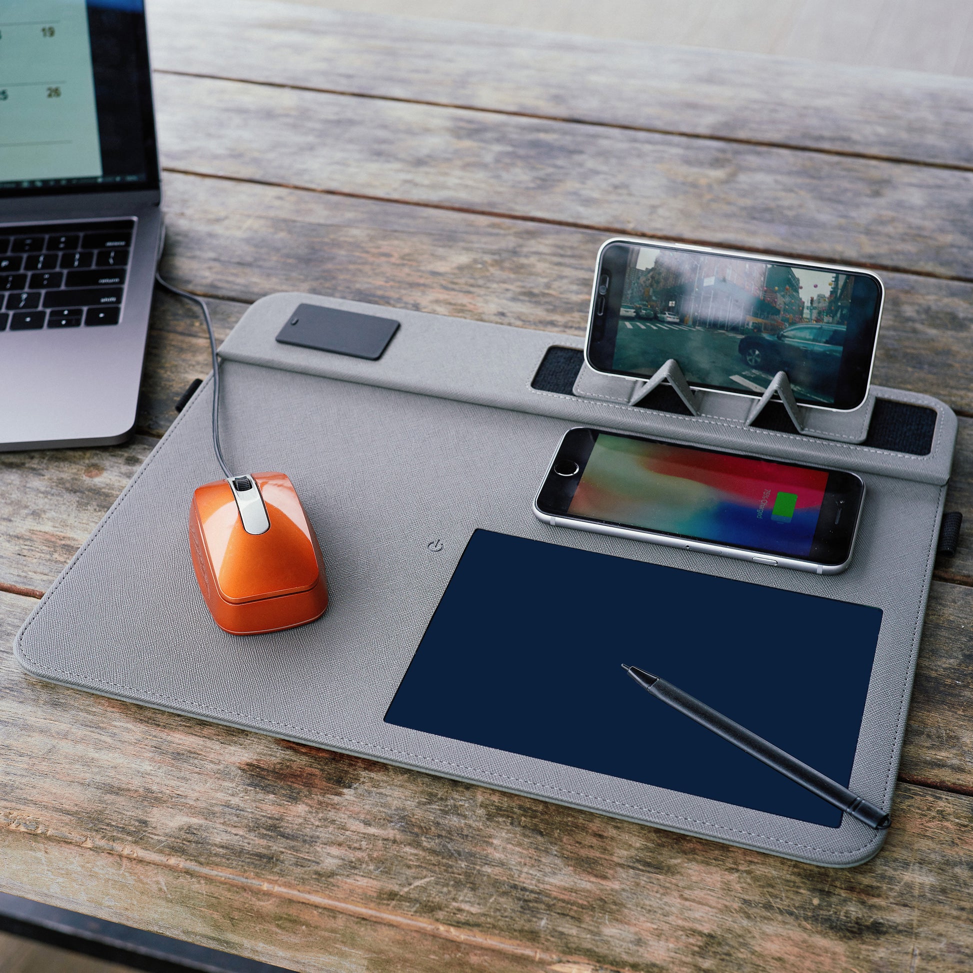 GadgetHedz Productivity Station